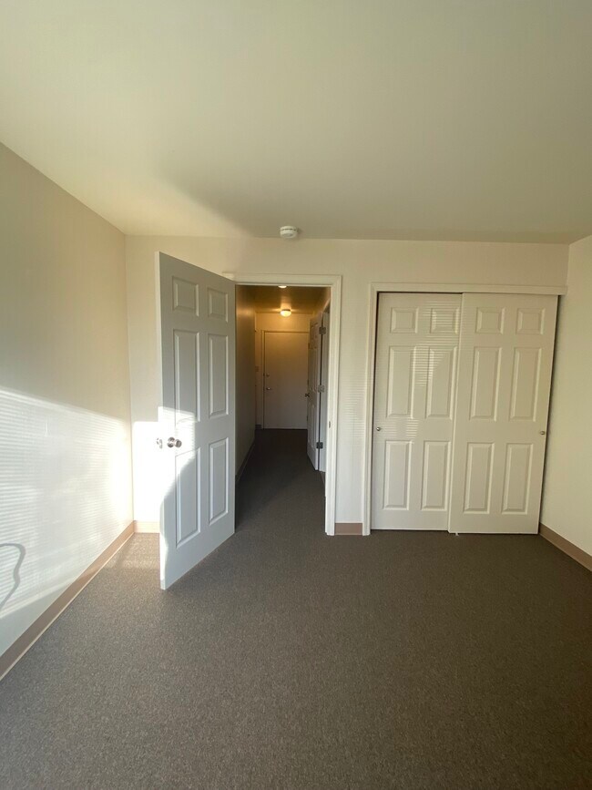 Rolla Senior Apartments 1101 McCutchen Rd, Rolla, MO