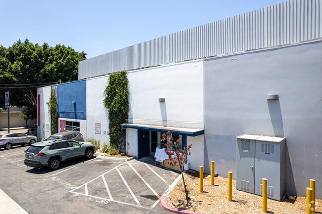 University Preparatory Value High
Charter High School
Westlake District, Los Angeles CA.