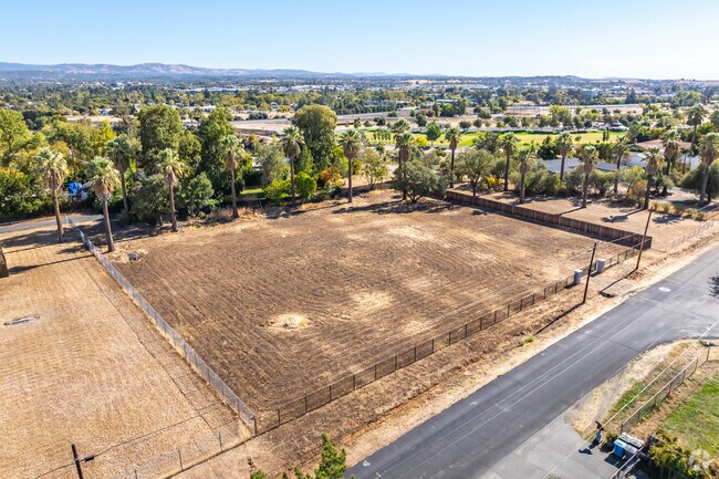 Land in Thermalito are selling from $70,000 to $300,000.