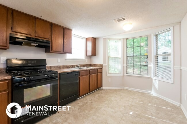 979 Brandon Hill Way, Jonesboro, GA 30238 - photo 5