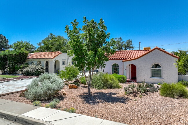 Modern Traditional builds in Southeast Heights occasionally feature Spanish tile roofs
