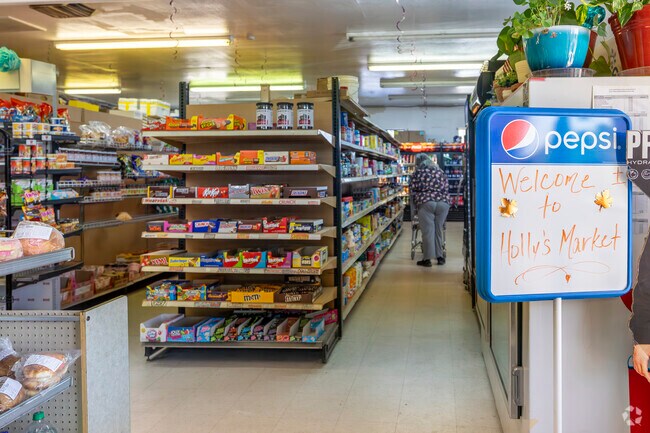 Shop for pantry essentials and fresh veggies at Holly’s Market in Cordes Lakes.