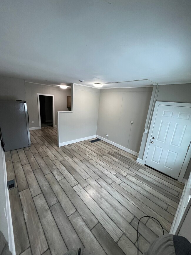 106 N Main St, Minoa, NY 13116 - photo 3