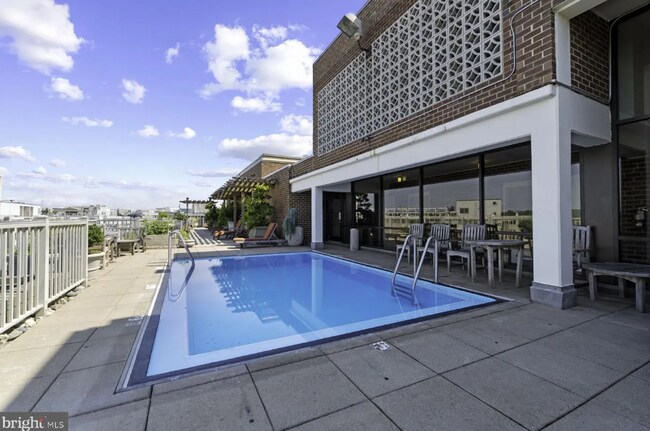 Rooftop swimming pool