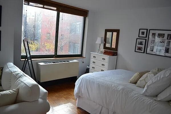 Greenwich Court unit 5-N, New York, NY 10007 - photo 3