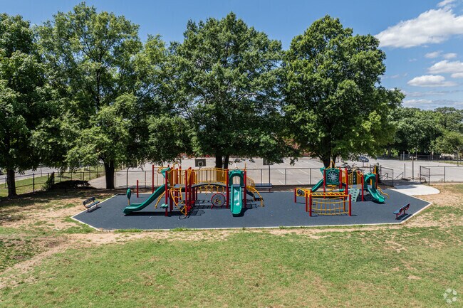 Brooklyn Park Elementary serves students from pre-K through 5th grade.