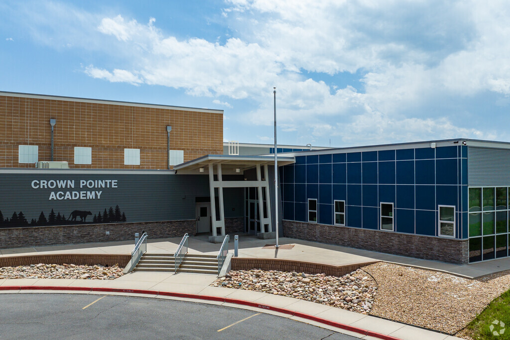 The Crown Pointe Charter Academy serves students K-8th grade.