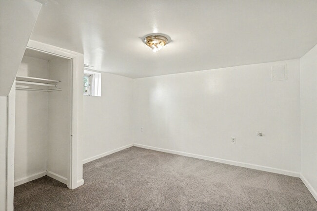 6120 Otis St, Hyattsville, MD 20785 - photo 2