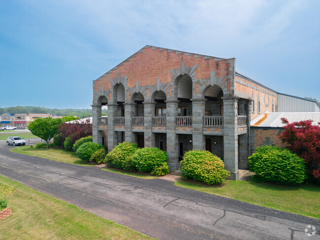 The Mt. Moriah Academy serves students K-12th grade.