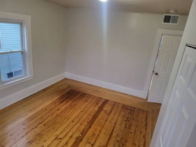 188 Perkins Ave unit 188 Perkins Ave, Brockton, MA 02302 - photo 6