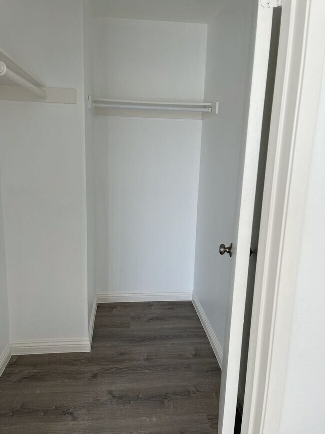 742 S Harvard Blvd unit 102, Los Angeles, CA 90005 - photo 6