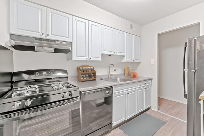 Autumn Crest, Columbia, MD 21045 - photo 6