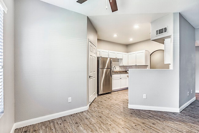 Caspian/Aegan Kitchen/Dining Platinum
