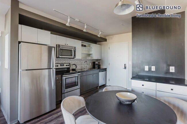 45 Stuart St unit FL17-ID1102, Boston, MA 02116 - photo 6
