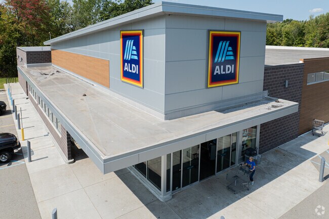Residents can get all of their essentials with a trip to Aldi.