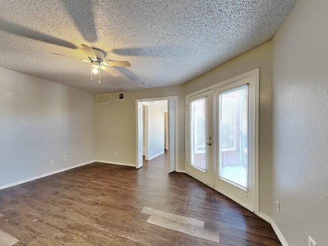 9805 Walnut St unit C306, Dallas, TX 75243 - photo 6