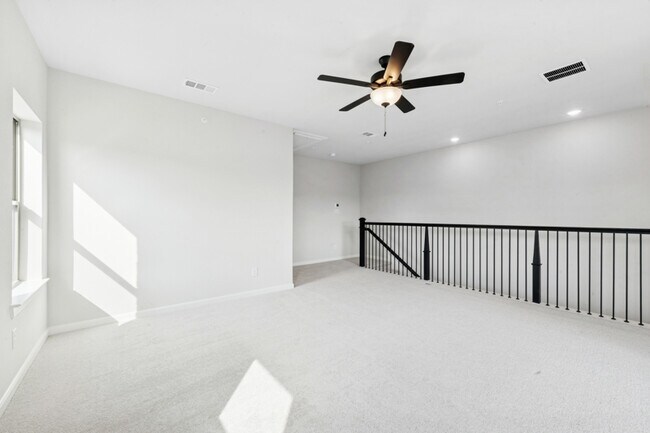 4839 Fuller Ct unit 705, Irving, TX 75038 - photo 7
