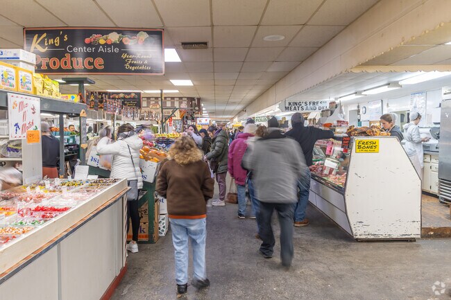 Ephrata is home to The Green Dragon Market, which features more than 100 local vendors, making it one of the largest flea markets on the East Coast.
