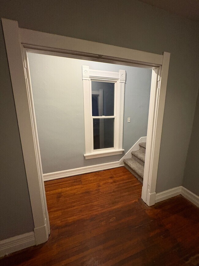 1314 Dawson St, Toledo, OH 43605 - photo 6