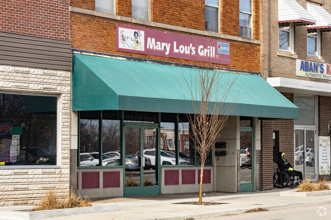 Start your day with a classic diner breakfast at Mary Lou’s Grill in Carbondale.