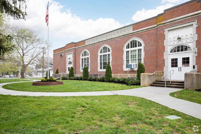 Aquebogue Elementary School in Riverhead offers a great curriculum for grades K-5 in Jamesport.