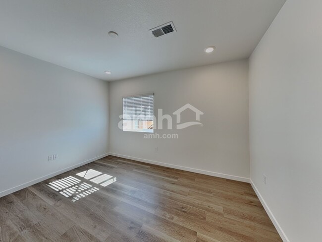 26126 E Calhoun Place, Aurora, CO 80016 - photo 7