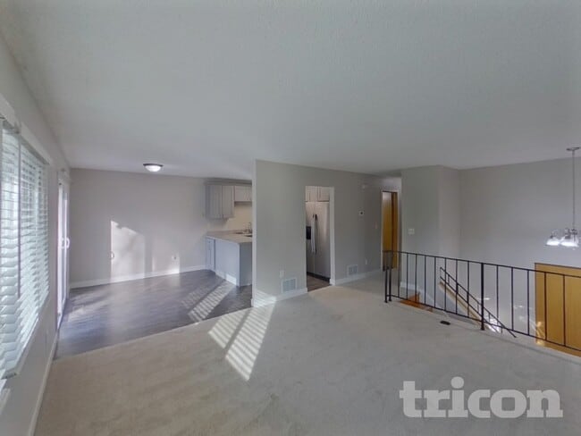 4507 Scott Trail, Saint Paul, MN 55122 - photo 3