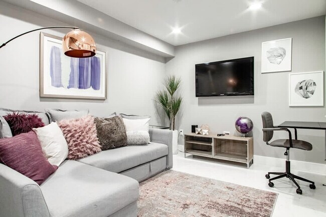 1429 New Jersey Ave NW unit ID1039044P, Washington, DC 20001 - photo 2