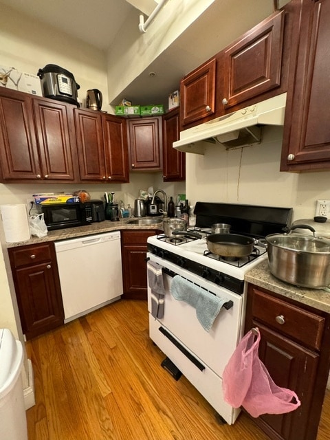 84 Fenway unit 1, Boston, MA 02115 - photo 1