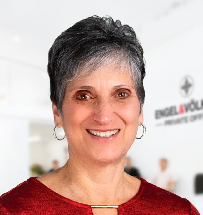 Sandy Miller Real Estate Agent in Jacksonville Beach, FL