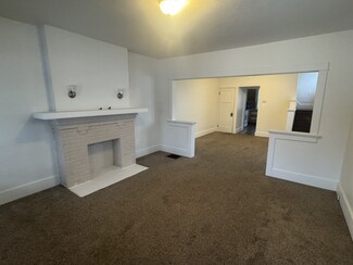 1409 Pursell Ave, Dayton, OH 45420