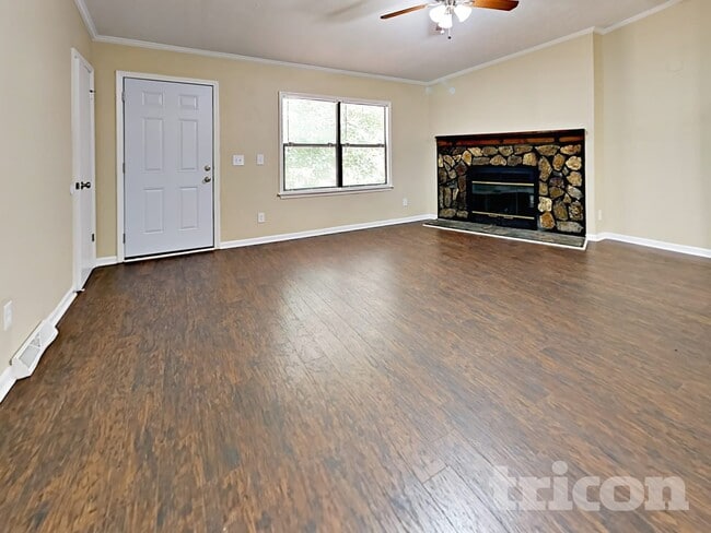 4185 Bradley Dr SW, Snellville, GA 30039 - photo 2