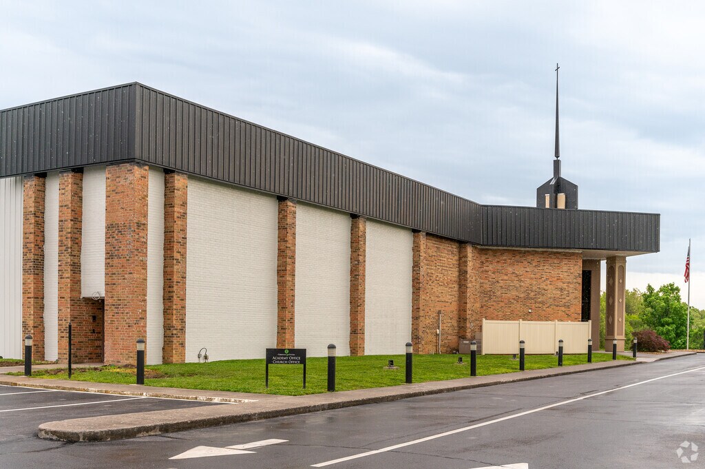 Christian Life Academy is a private school in Kingsport.