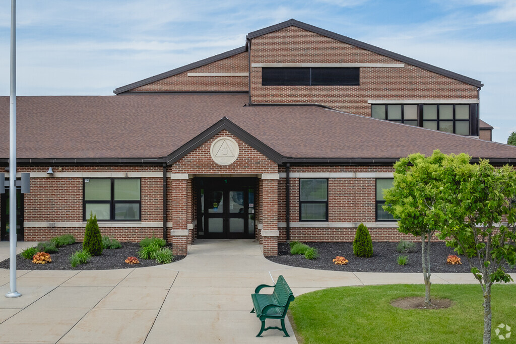 Delta Elementary welcomes the public.