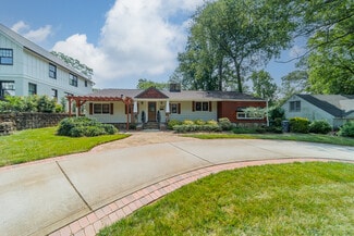 3147 Windsor Dr, Charlotte, NC 28209