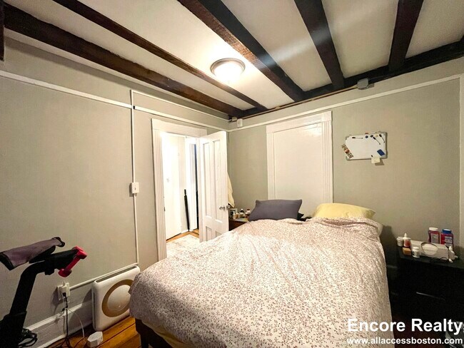 2 Champney Place unit 1 - 3, Boston, MA 02114 - photo 6