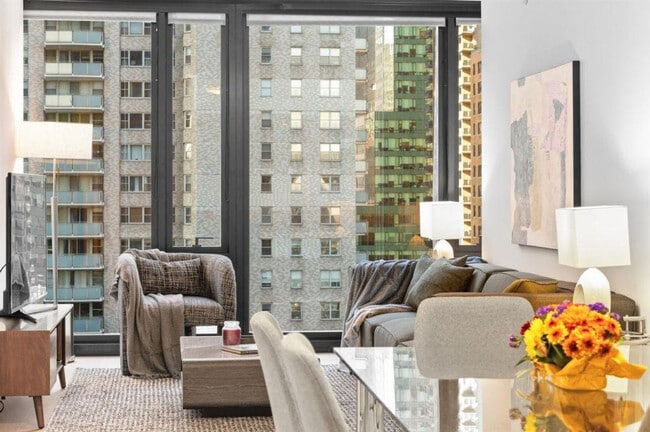 685 1st Ave unit ID1359231P, New York, NY 10016 - photo 2