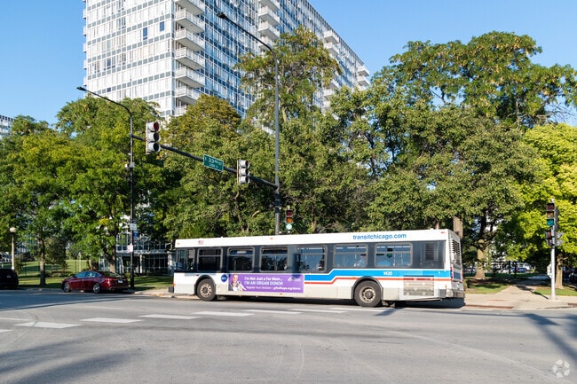 Lake Meadows is great for commuters who use the bus to get around the city.