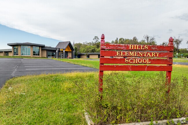 All signs lead you to Hills Elementary School.