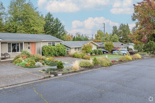 A row of ranch style homes n the Crest Drive Neighborhood in Eugene.