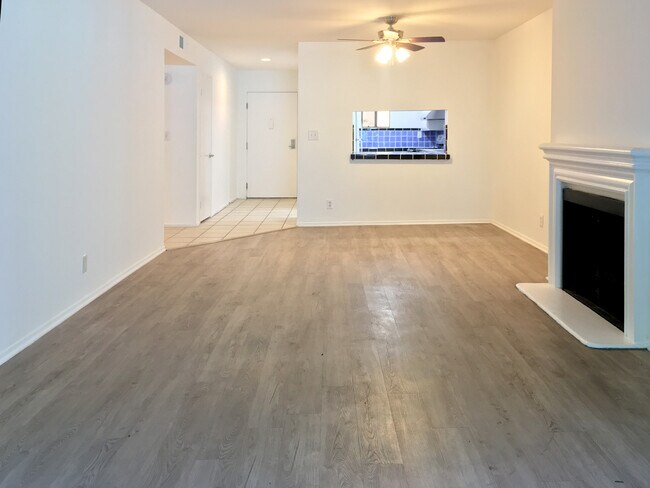 4627 Finley Ave unit 303, Los Angeles, CA 90027 - photo 4