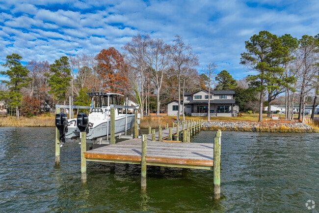 Waterfront living is a huge part of being in Gloucester Point.