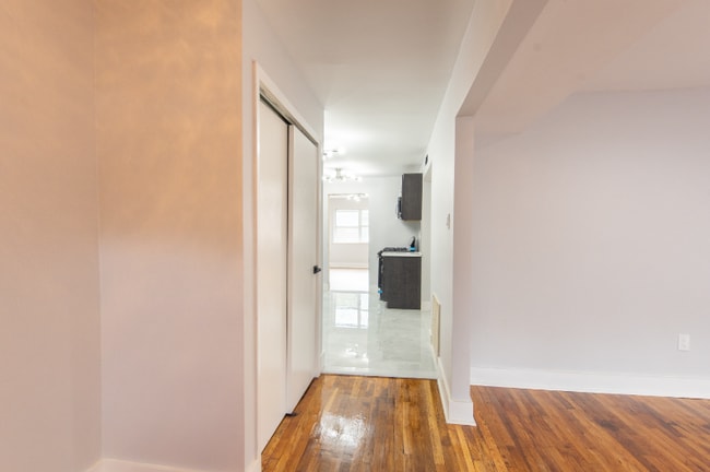 1903 Country Ln unit 2207, Ewing, NJ 08628 - photo 4