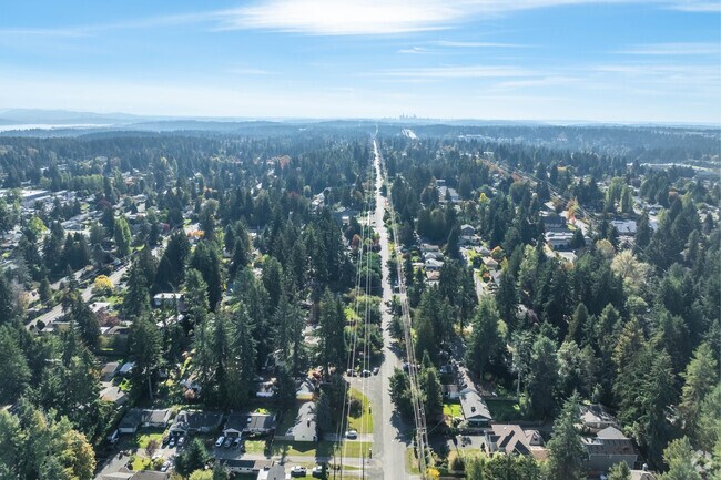 Briarcrest is just a short drive away from Downtown Seattle and Lake City Way.