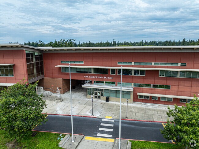 Oak Harbor High School
