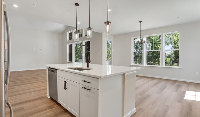 5711 Charlies Way, White Marsh, MD 21162 - photo 4