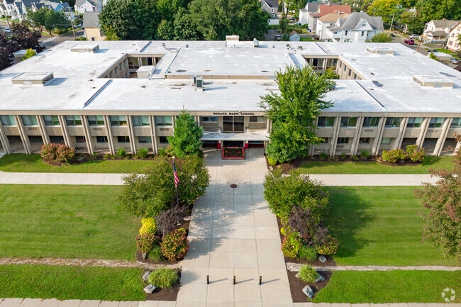 Horace Mann Elementary is located in Binghamton NY.