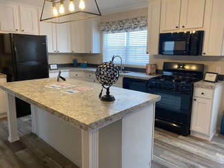 9103 N Union St, Tecumseh, MI 49286