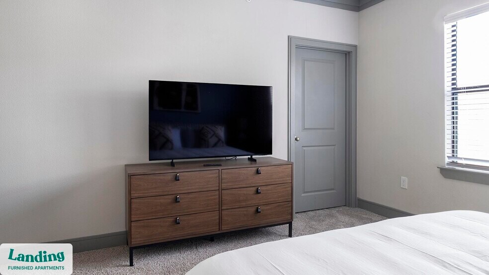 2539 Spring Cypress Rd unit 8212.1411480, Spring, TX 77388 - photo 1