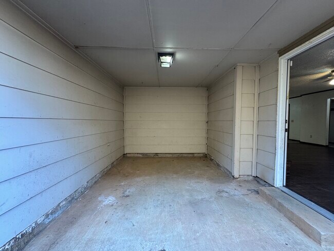 9915 Larkspur Ln unit 9915, Oklahoma City, OK 73159 - photo 6